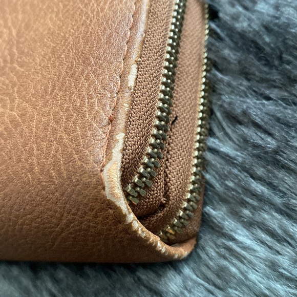 Faux leather hazelnut double-zippered compartment wristlet clutch wallet - Picture 6 of 17